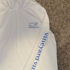 Long sleeve polyester/spandex vineyard vines shirt